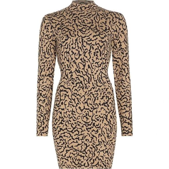 Frame Mock Neck Jacquard Animal‎ Print Mini Sweater Dress Maximalist Mobwife Med - Picture 2 of 13